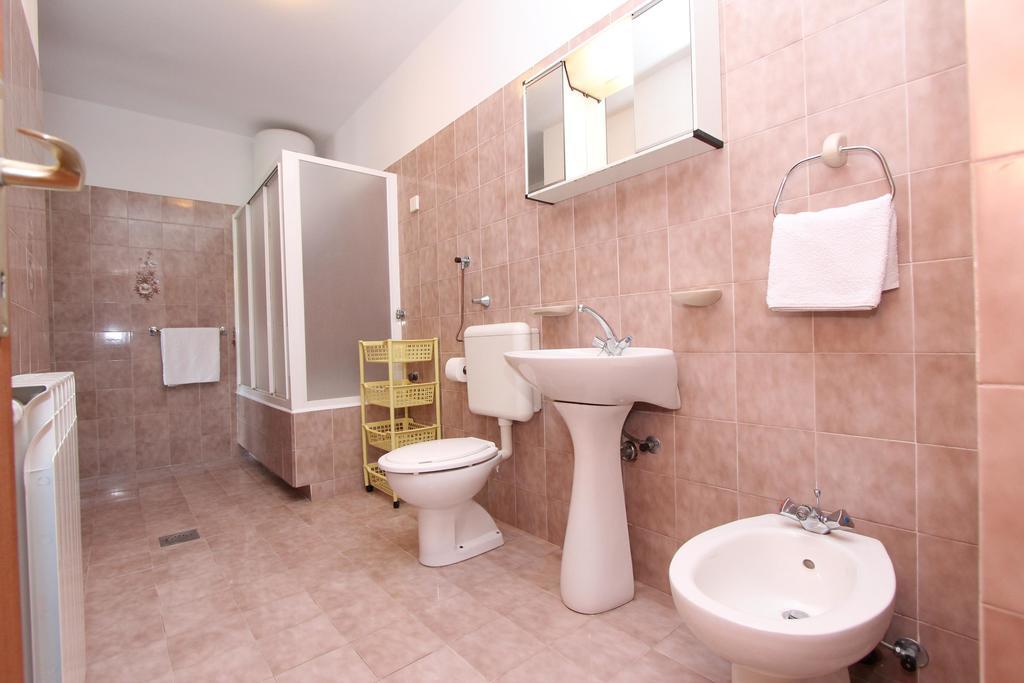 Apartments Rozela Ровинь Экстерьер фото