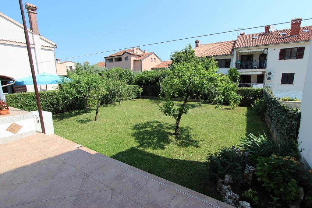 Apartments Rozela Ровинь Экстерьер фото